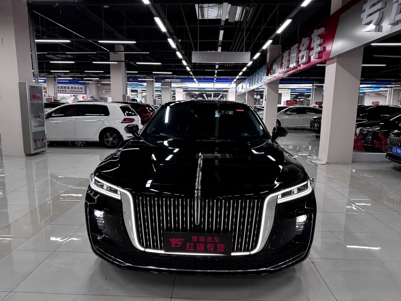 Hongqi H9  из Китая