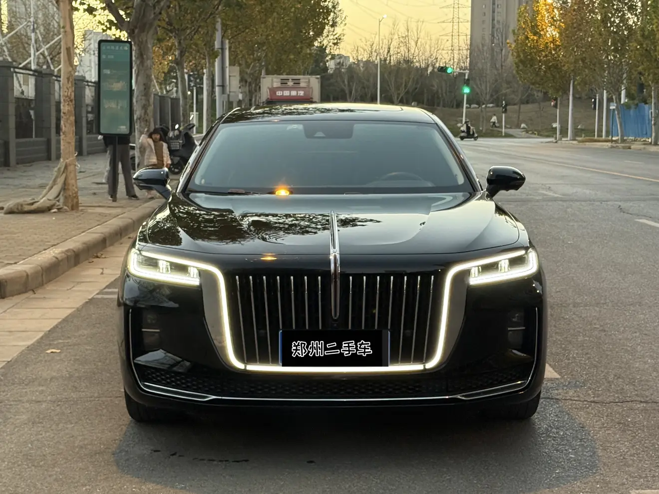 Hongqi H9  из Китая