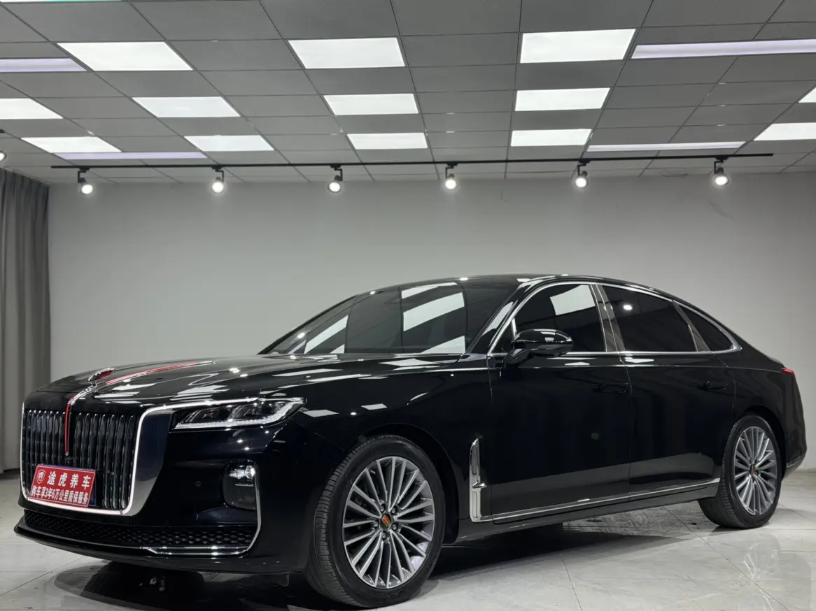 Hongqi H9  из Китая
