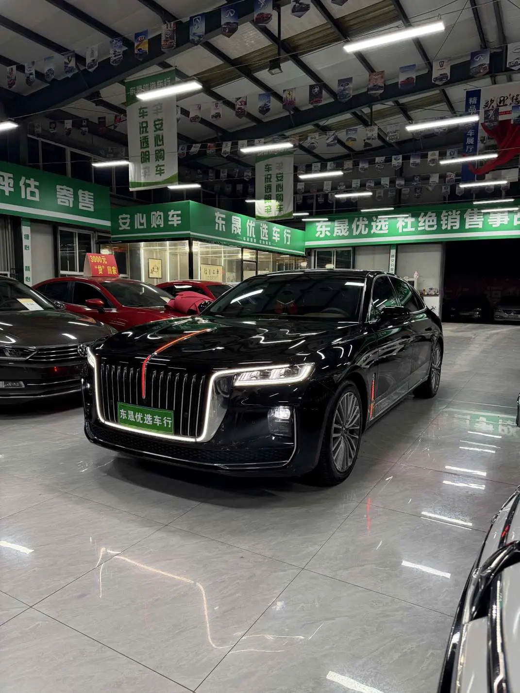 Hongqi H9  из Китая