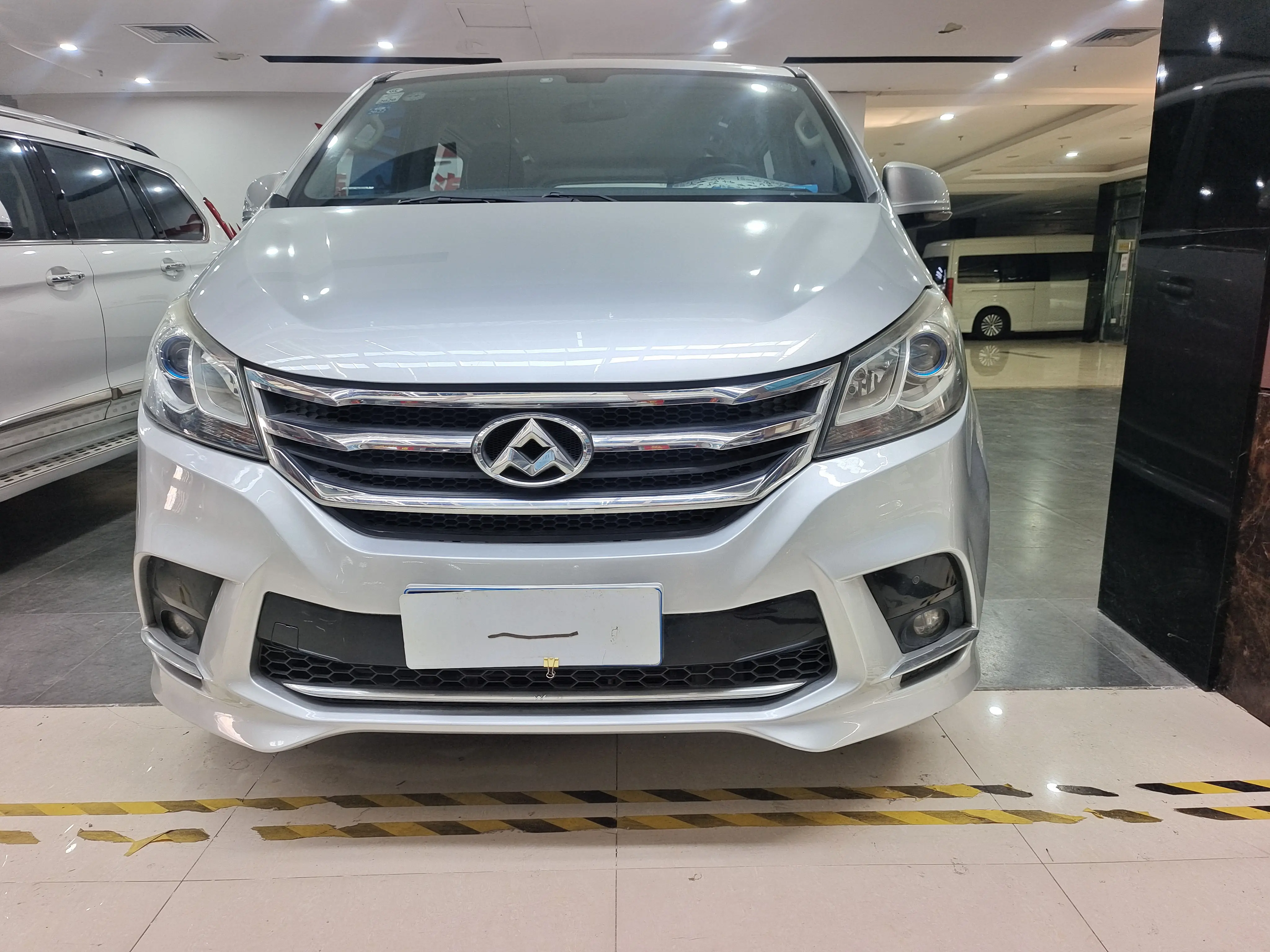 Datong Maxus G10  из Китая