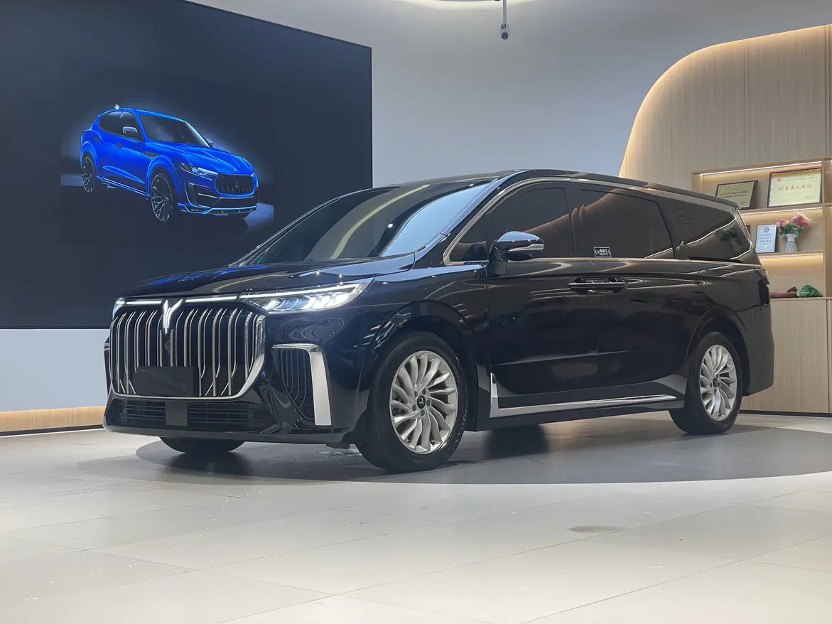 Voyah Lantu Dreamer PHEV  из Китая