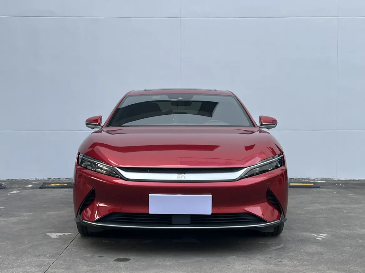 BYD Han EV  из Китая