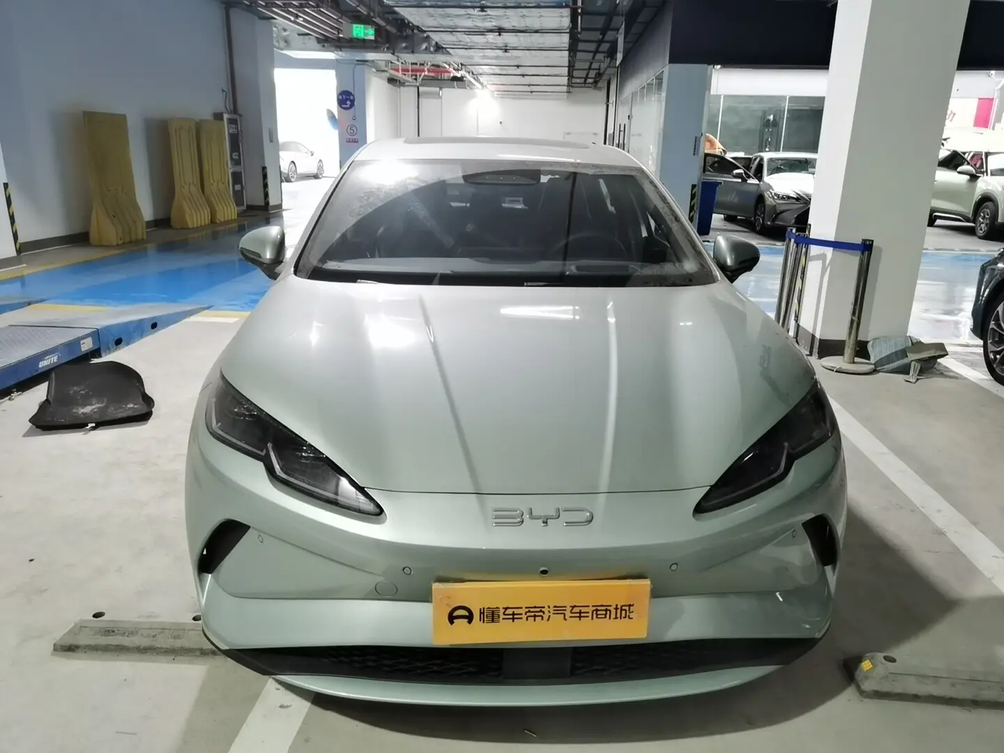 BYD Seal 06EV  из Китая