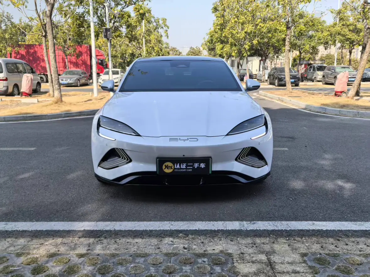BYD Seal  из Китая