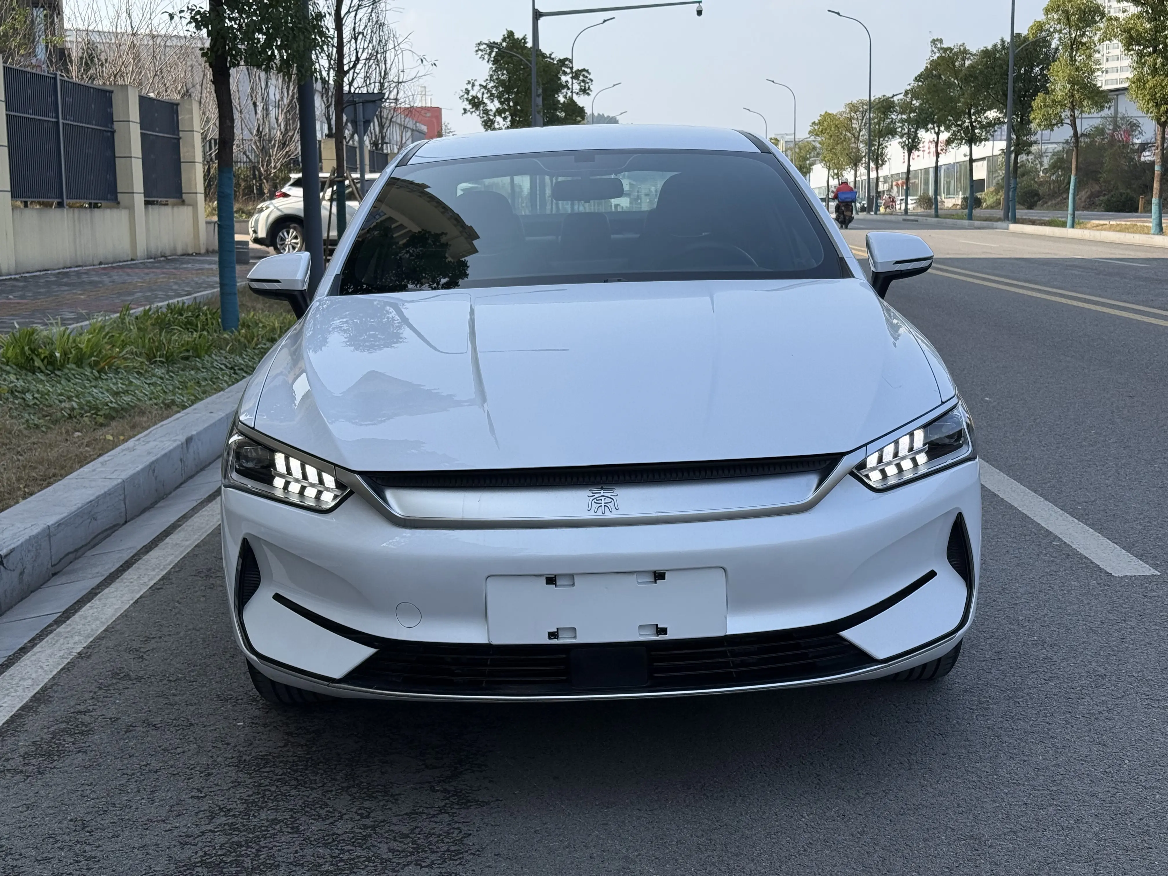 BYD Qin PLUS EV  из Китая