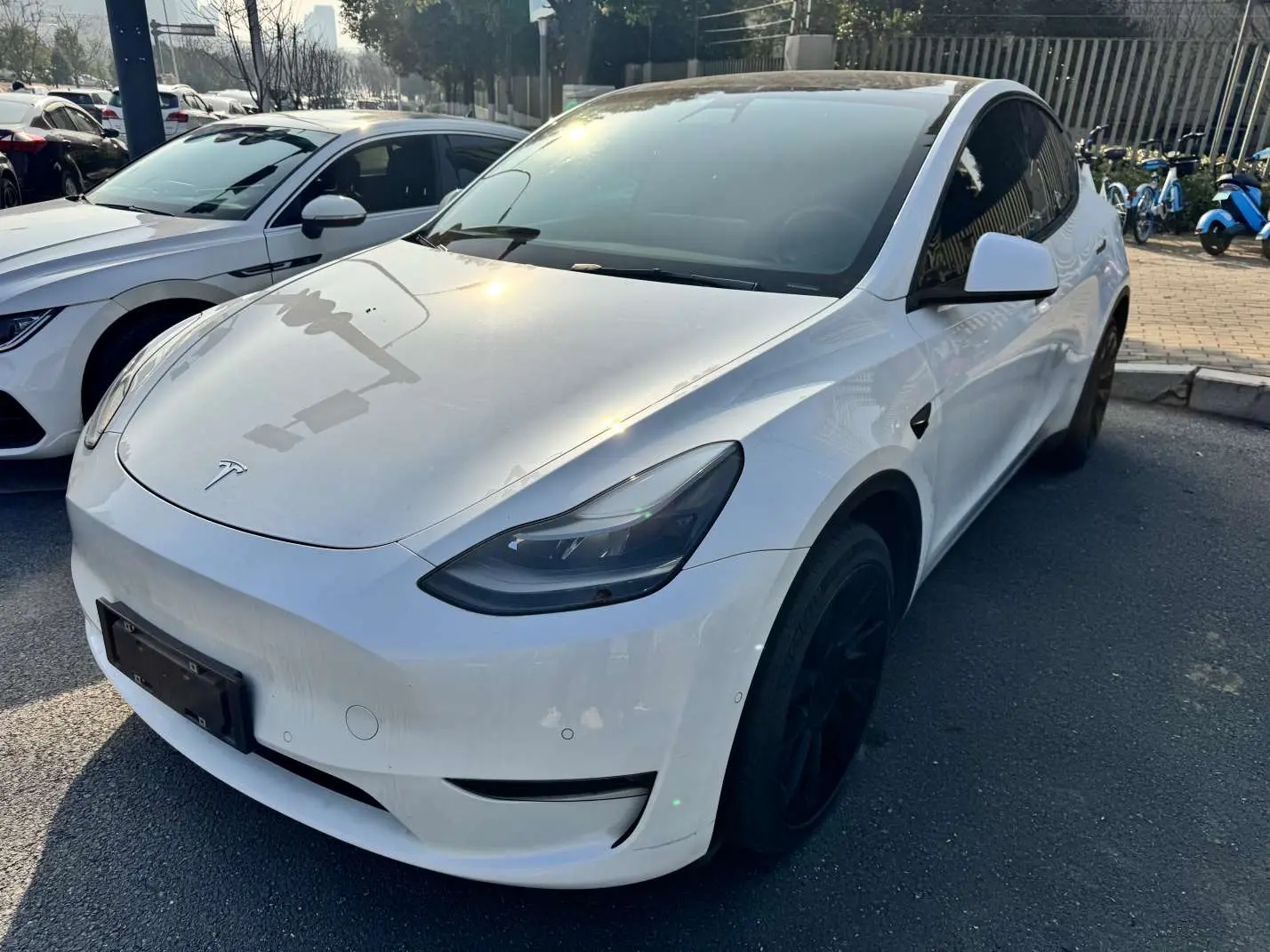 Tesla Model Y  из Китая