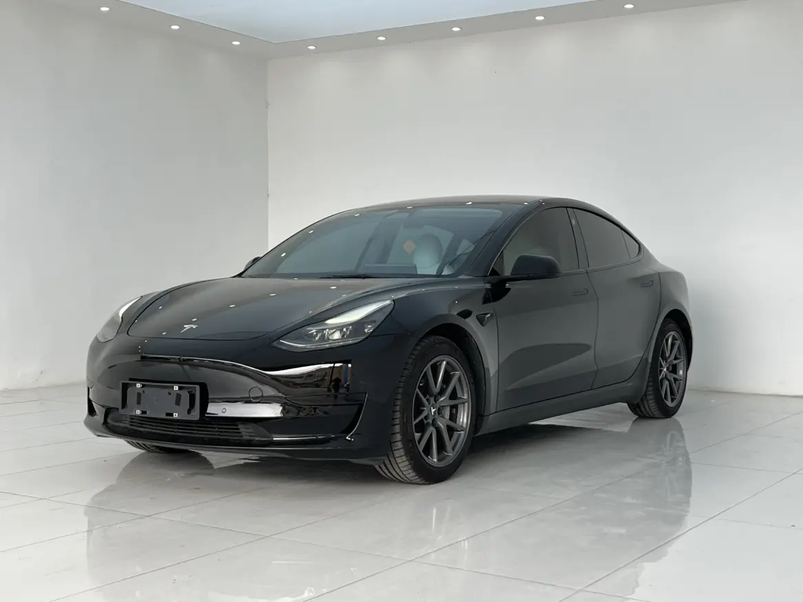 Tesla Model 3  из Китая