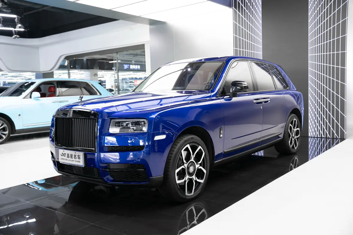 Rolls Royce Cullinan  из Китая