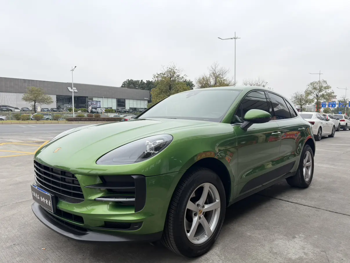 Porsche Macan  из Китая
