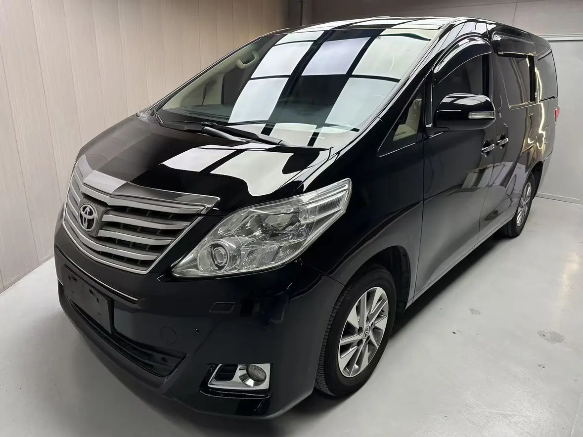 Toyota Alphard (Elfa)  из Китая