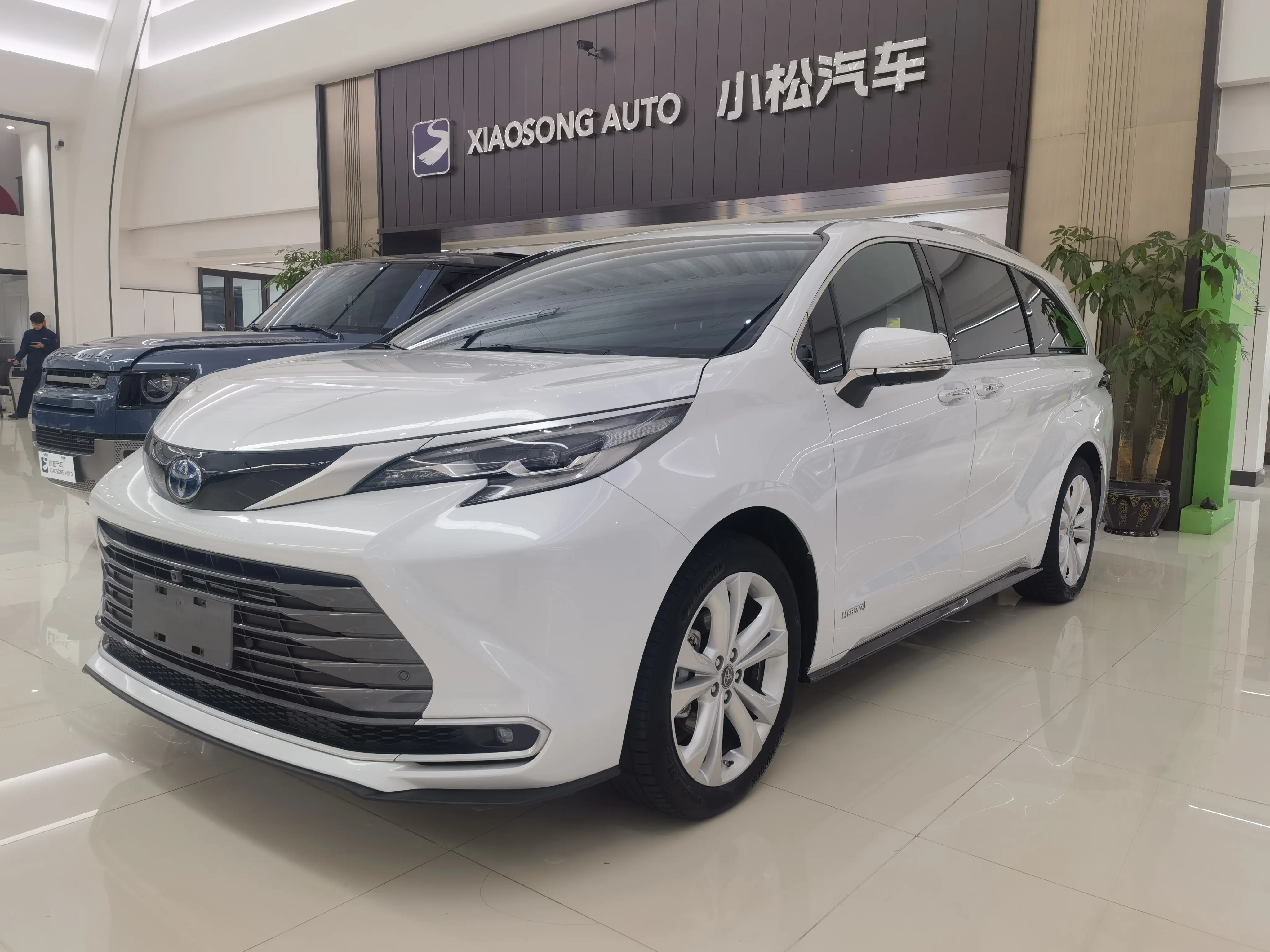 Toyota Sienna  из Китая