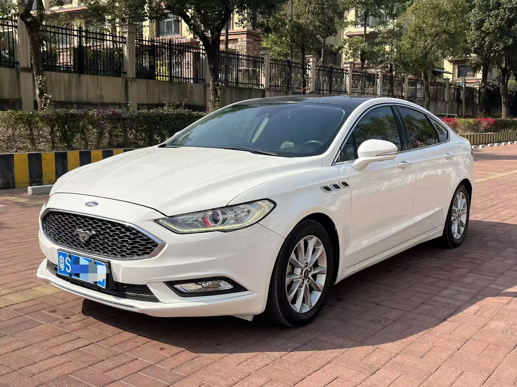 Ford Mondeo  из Китая