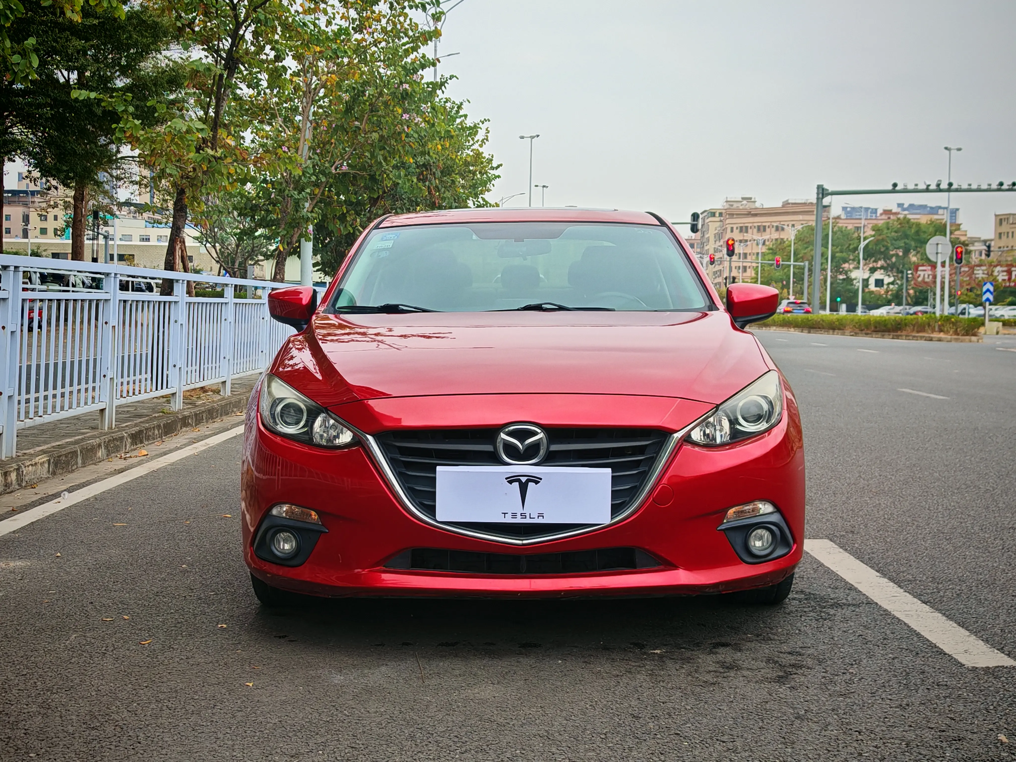Mazda Axela (Mazda3)  из Китая