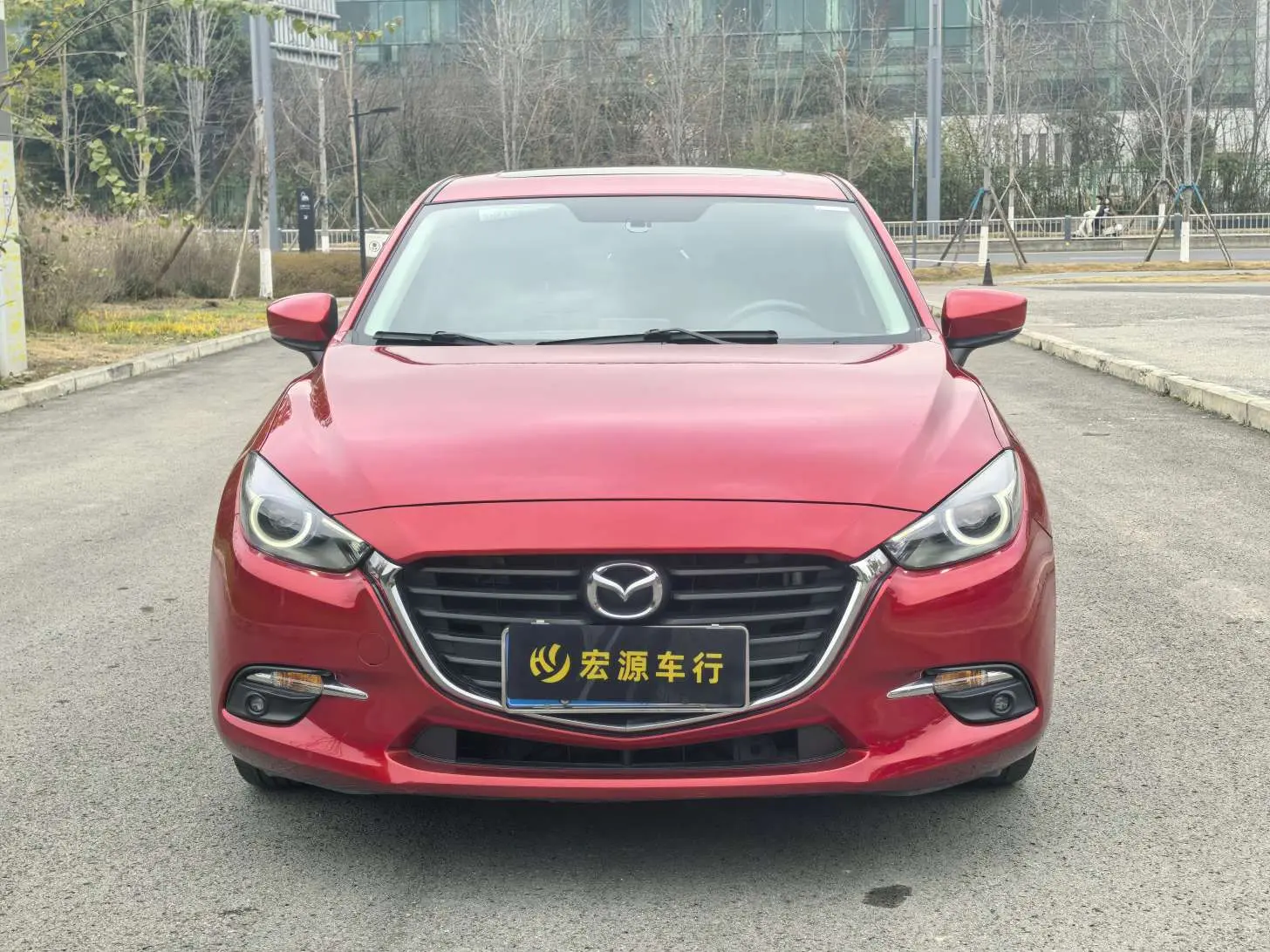 Mazda Axela (Mazda3)  из Китая