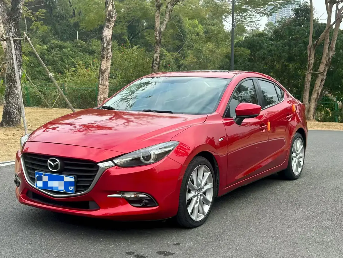 Mazda Axela (Mazda3)  из Китая