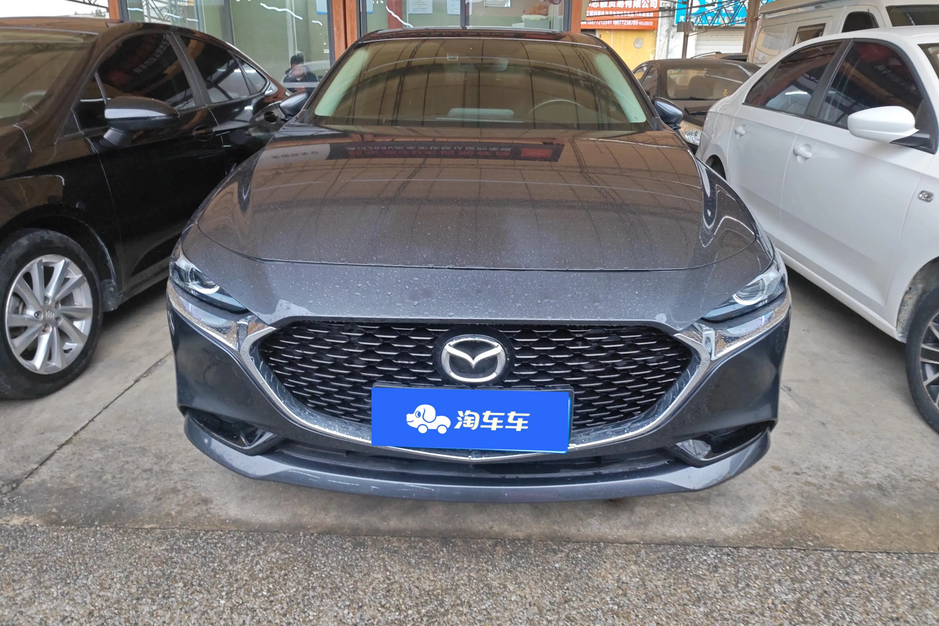 Mazda Axela (Mazda3)  из Китая