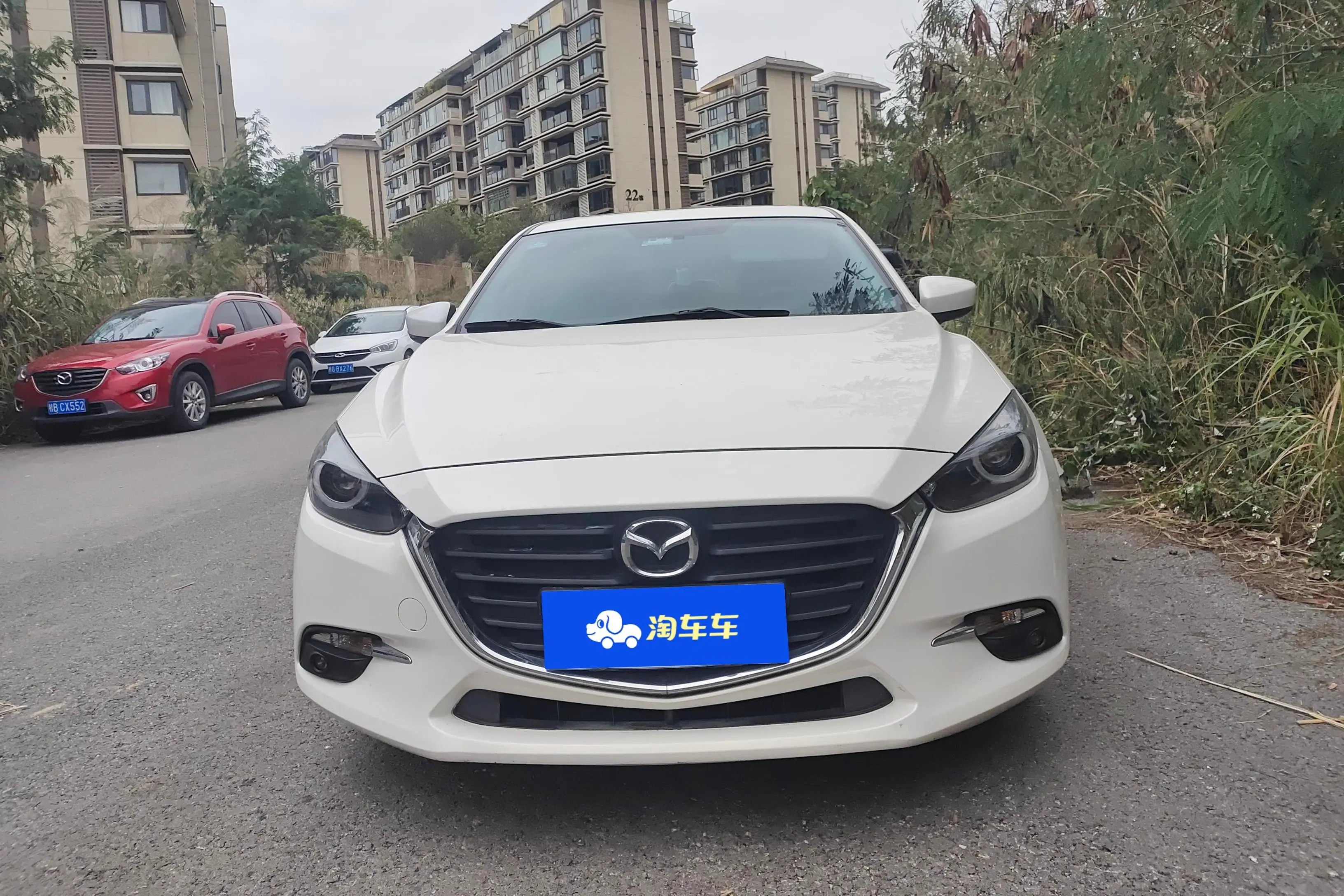 Mazda Axela (Mazda3)  из Китая