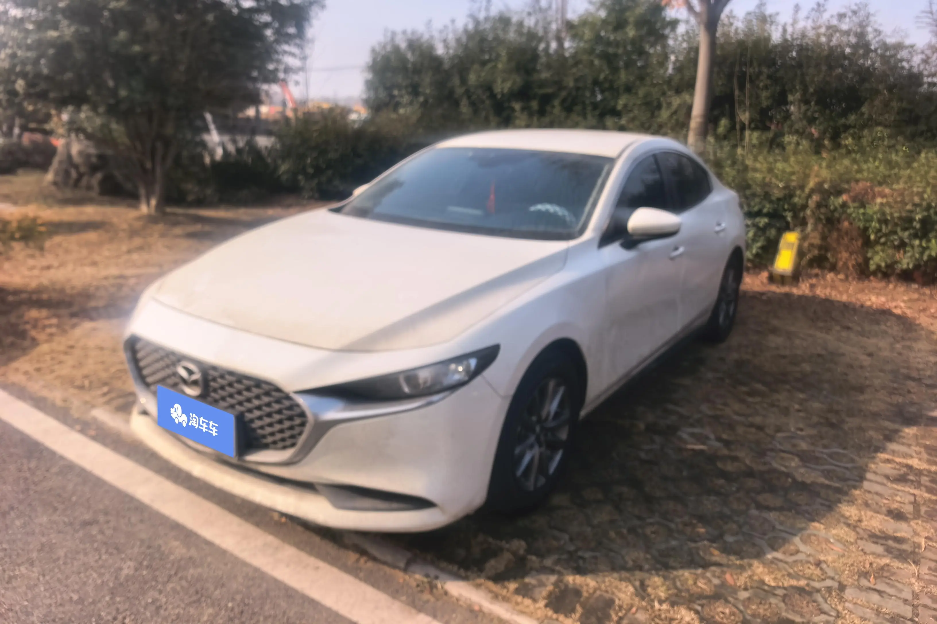 Mazda Axela (Mazda3)  из Китая