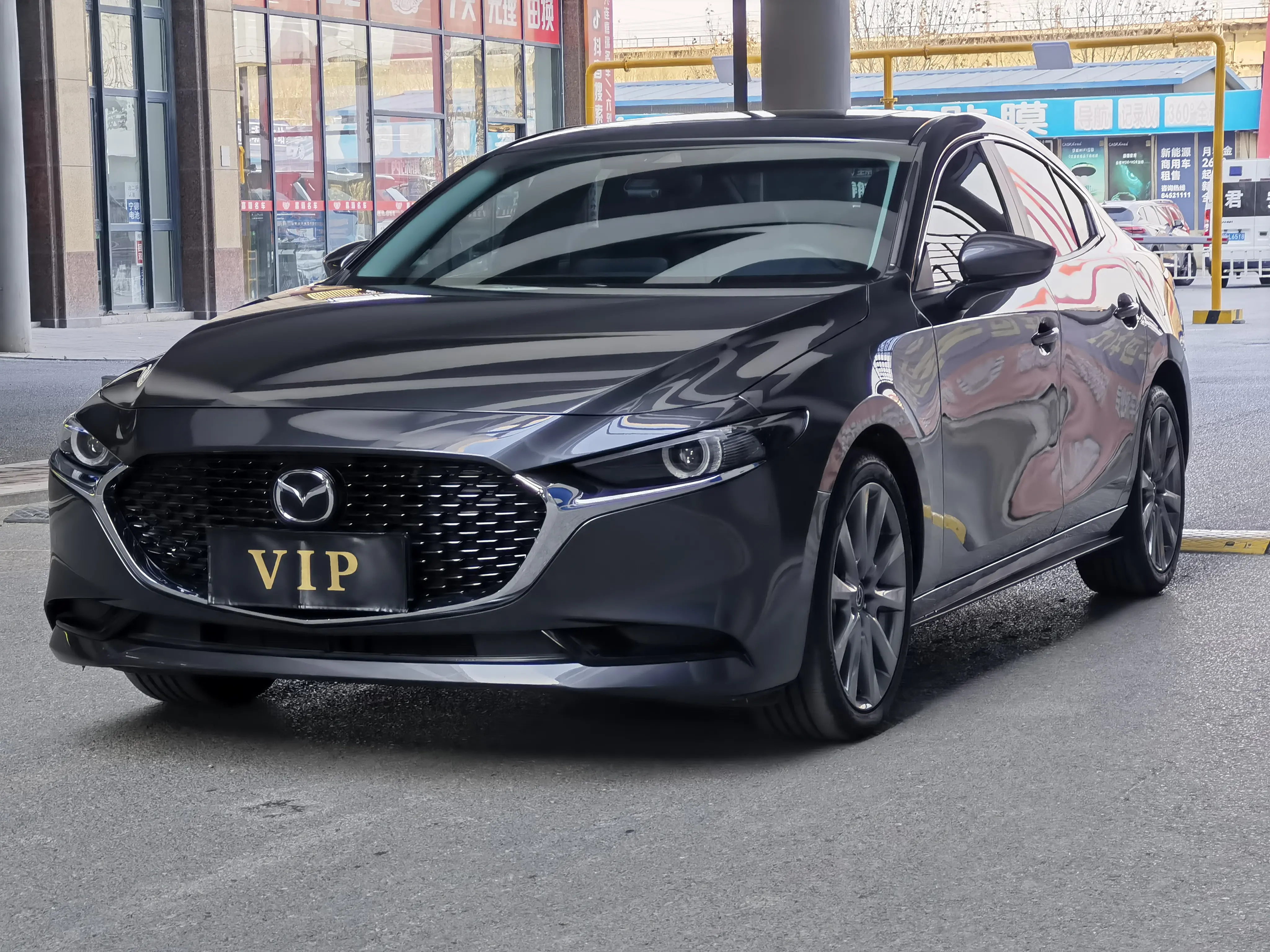 Mazda Axela (Mazda3)  из Китая