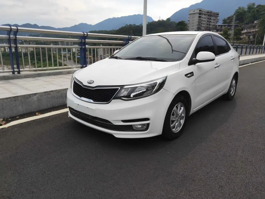 Kia K2  из Китая