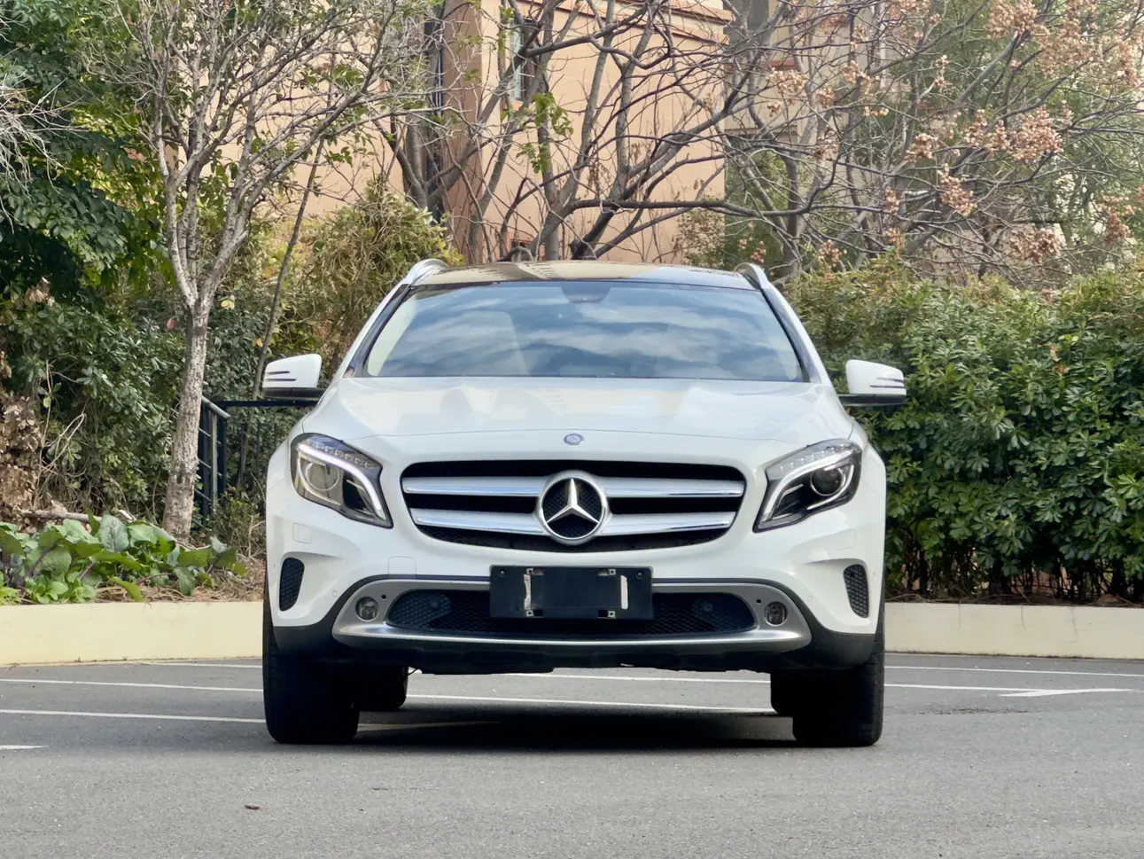 Mercedes-Benz GLA  из Китая