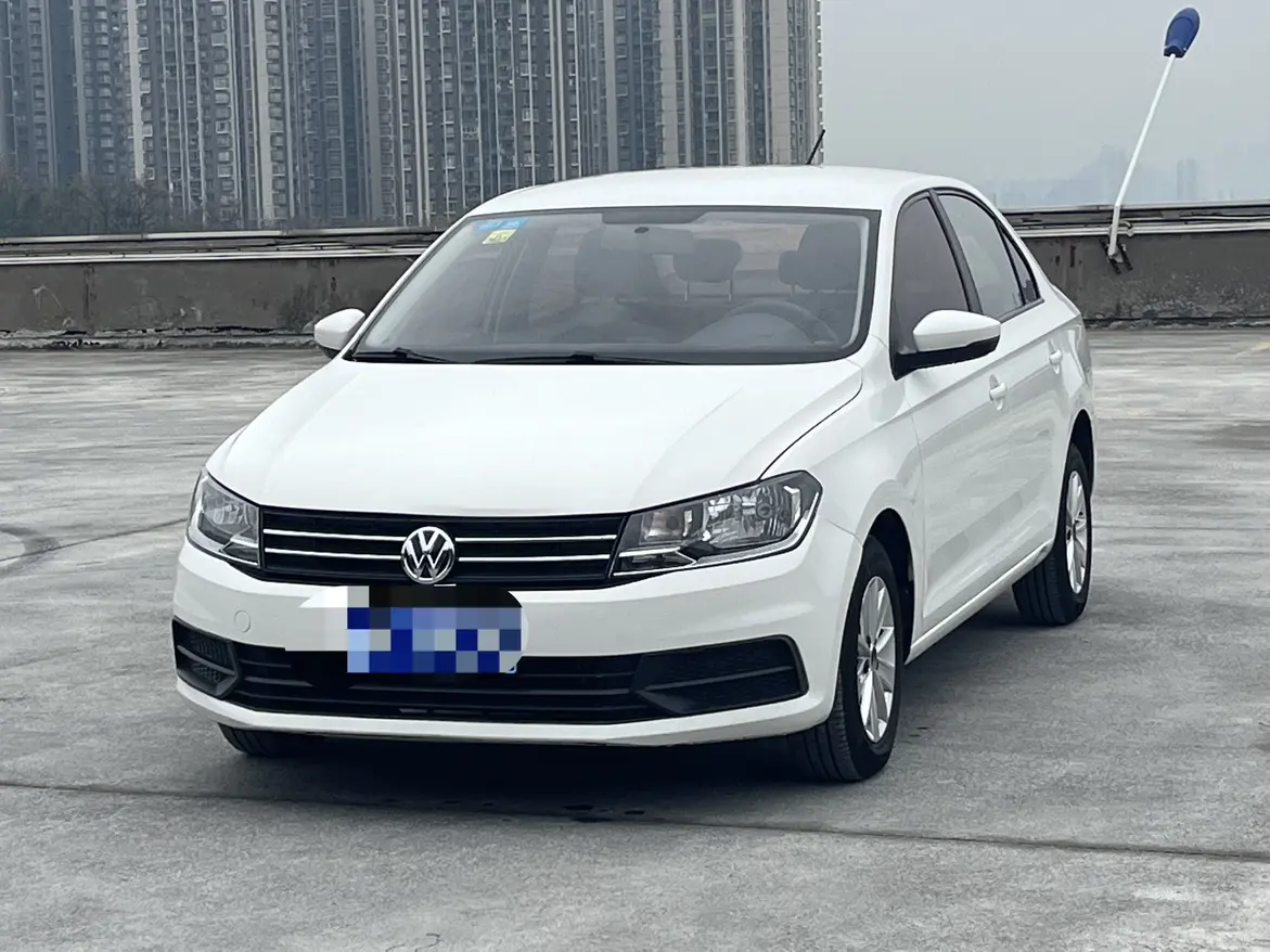 Volkswagen Santana  из Китая