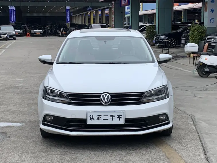 Volkswagen Sagitar  из Китая