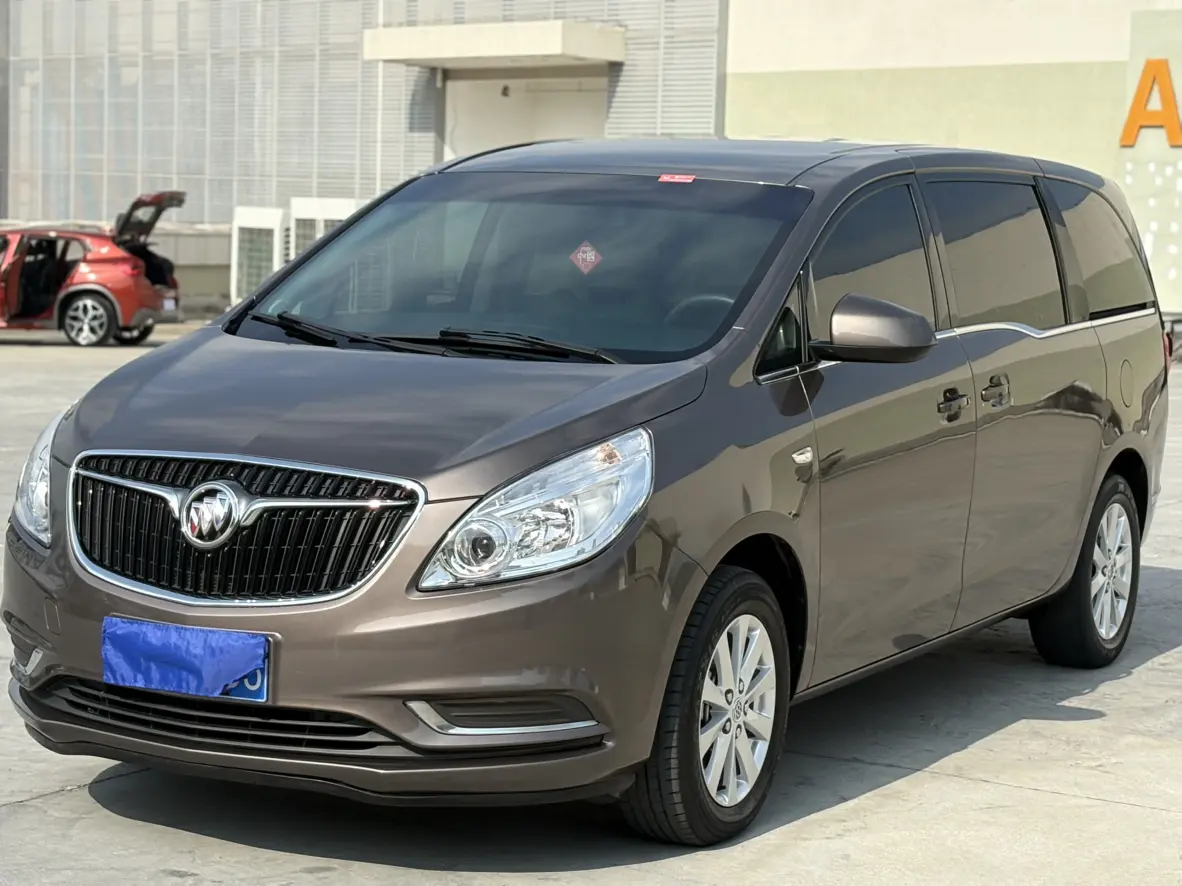 Buick GL8  из Китая