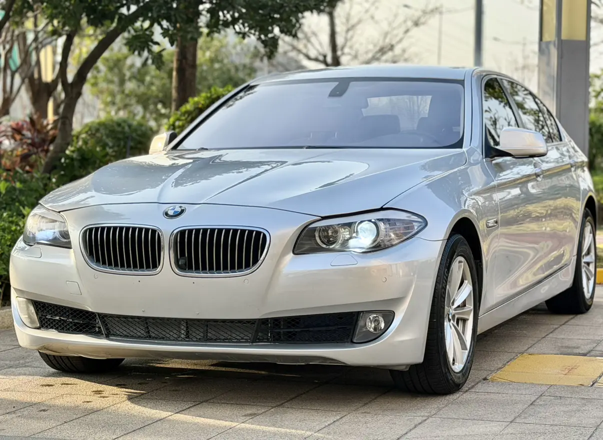 BMW 5 Series  из Китая