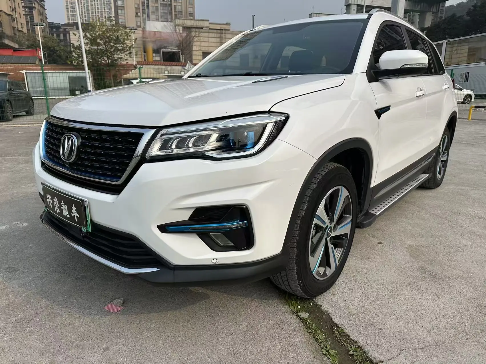 Changan CS75 PHEV  из Китая