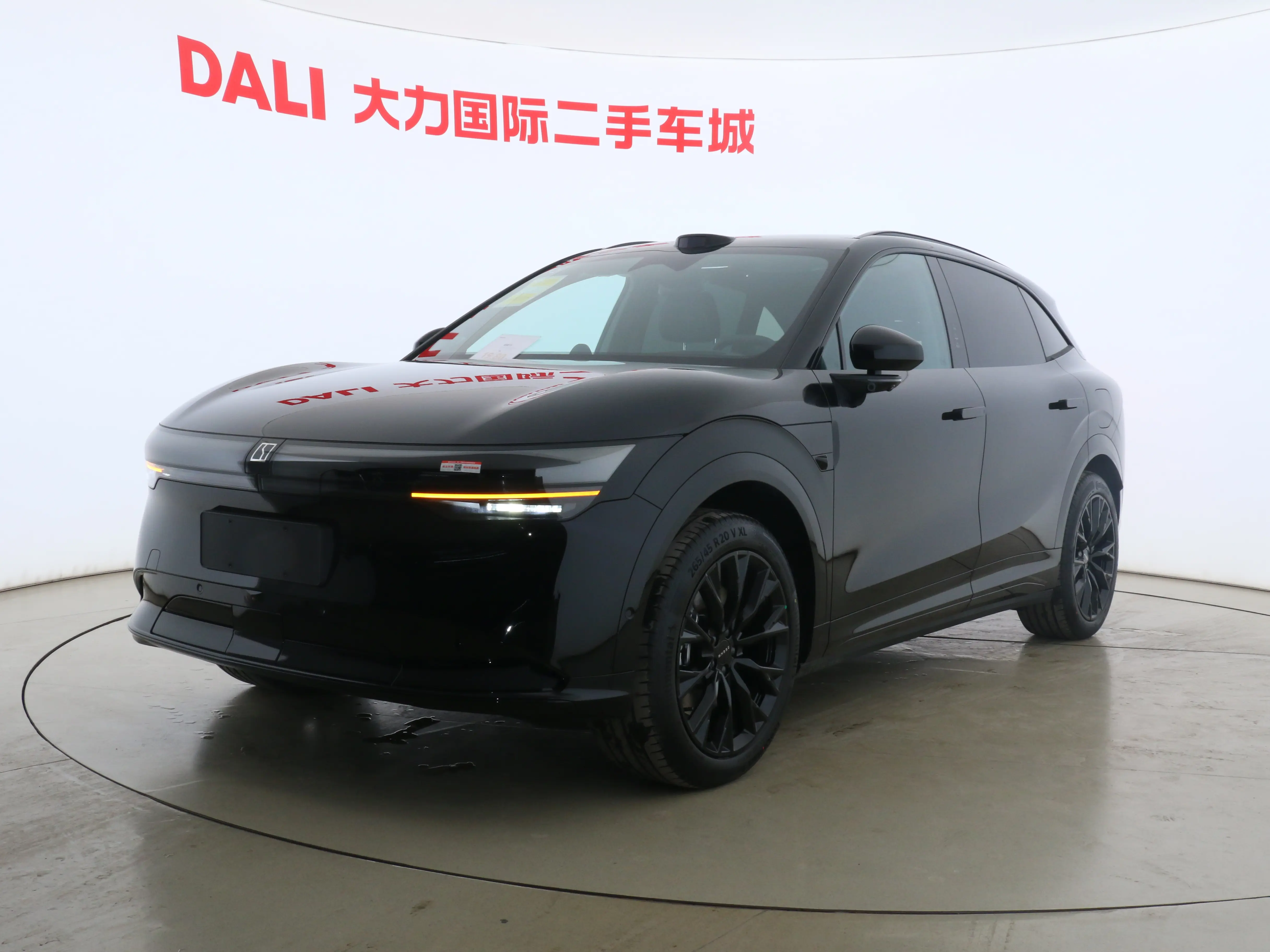 ZEEKR 7X  из Китая