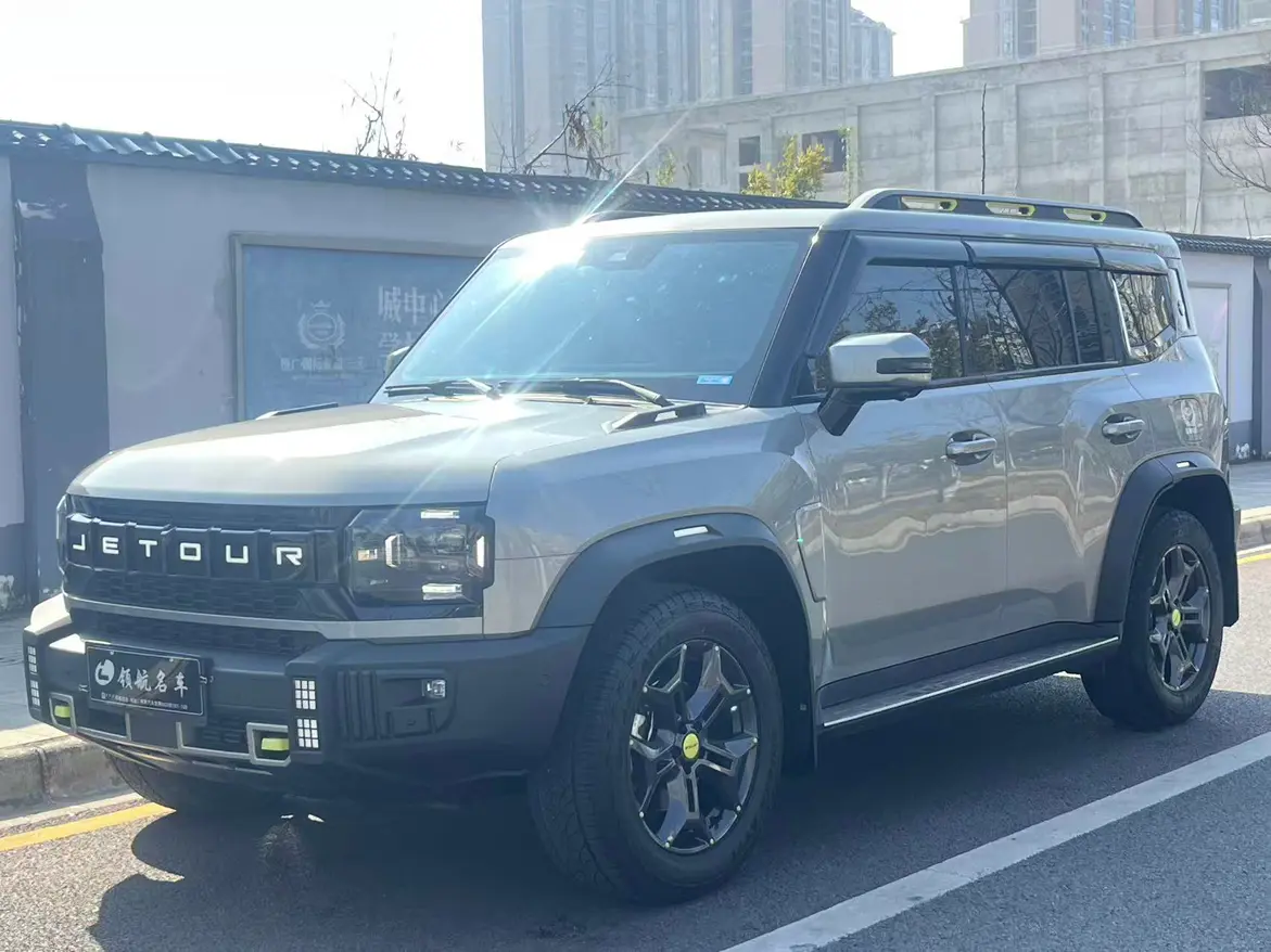 Jetour Jet Traveler  из Китая