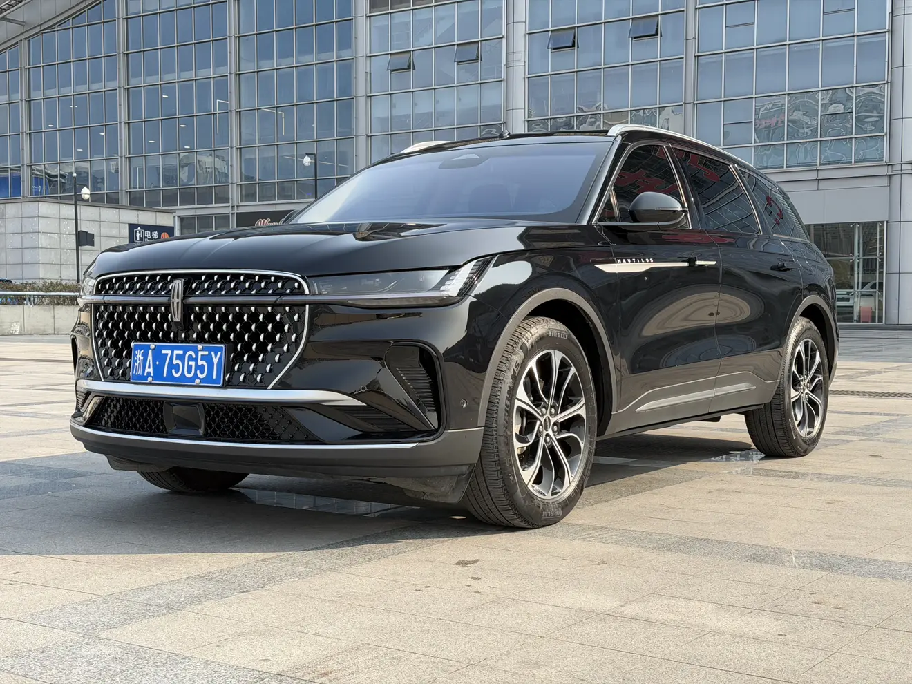 Lincoln Navigator  из Китая