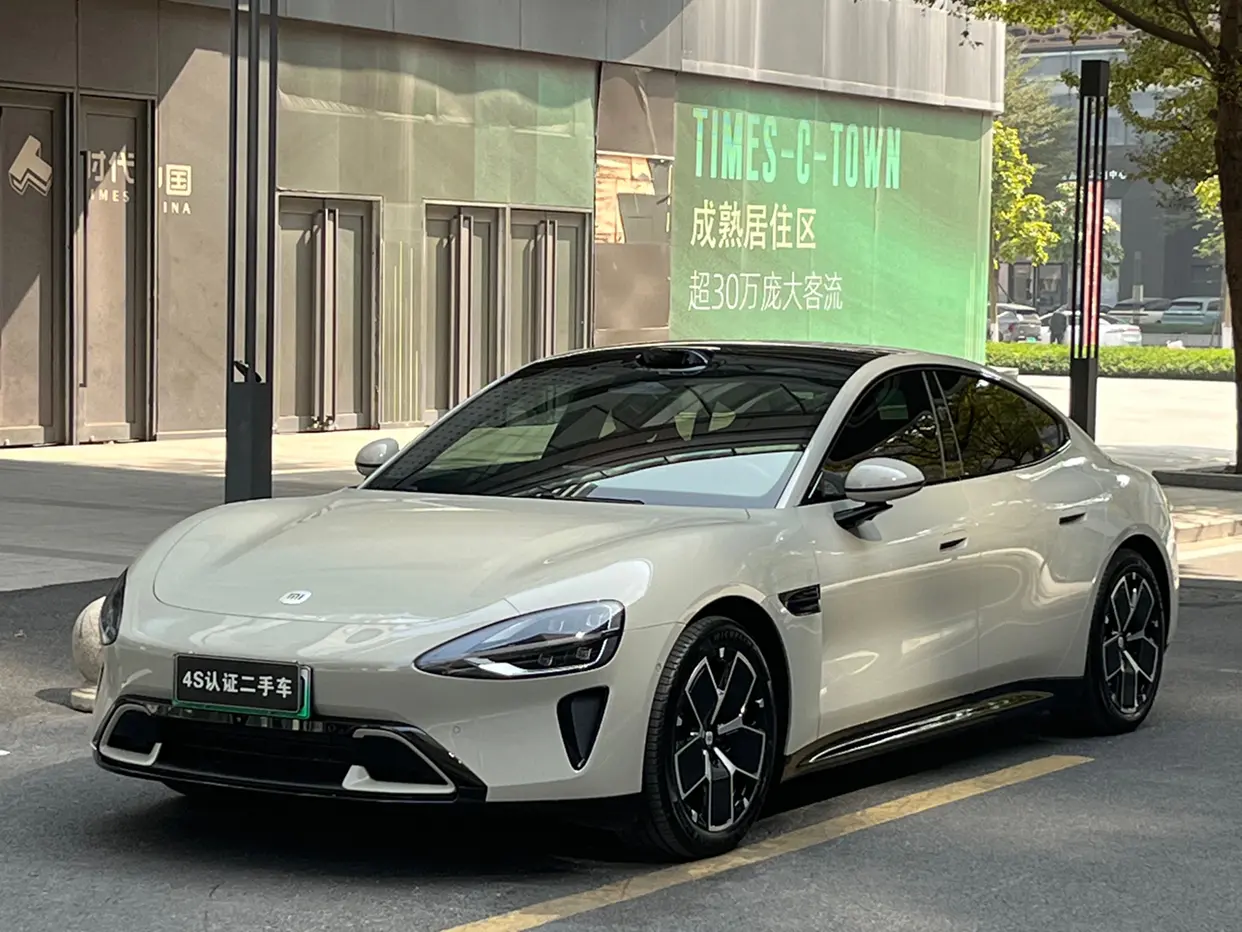 Xiaomi car Xiaomi SU7  из Китая