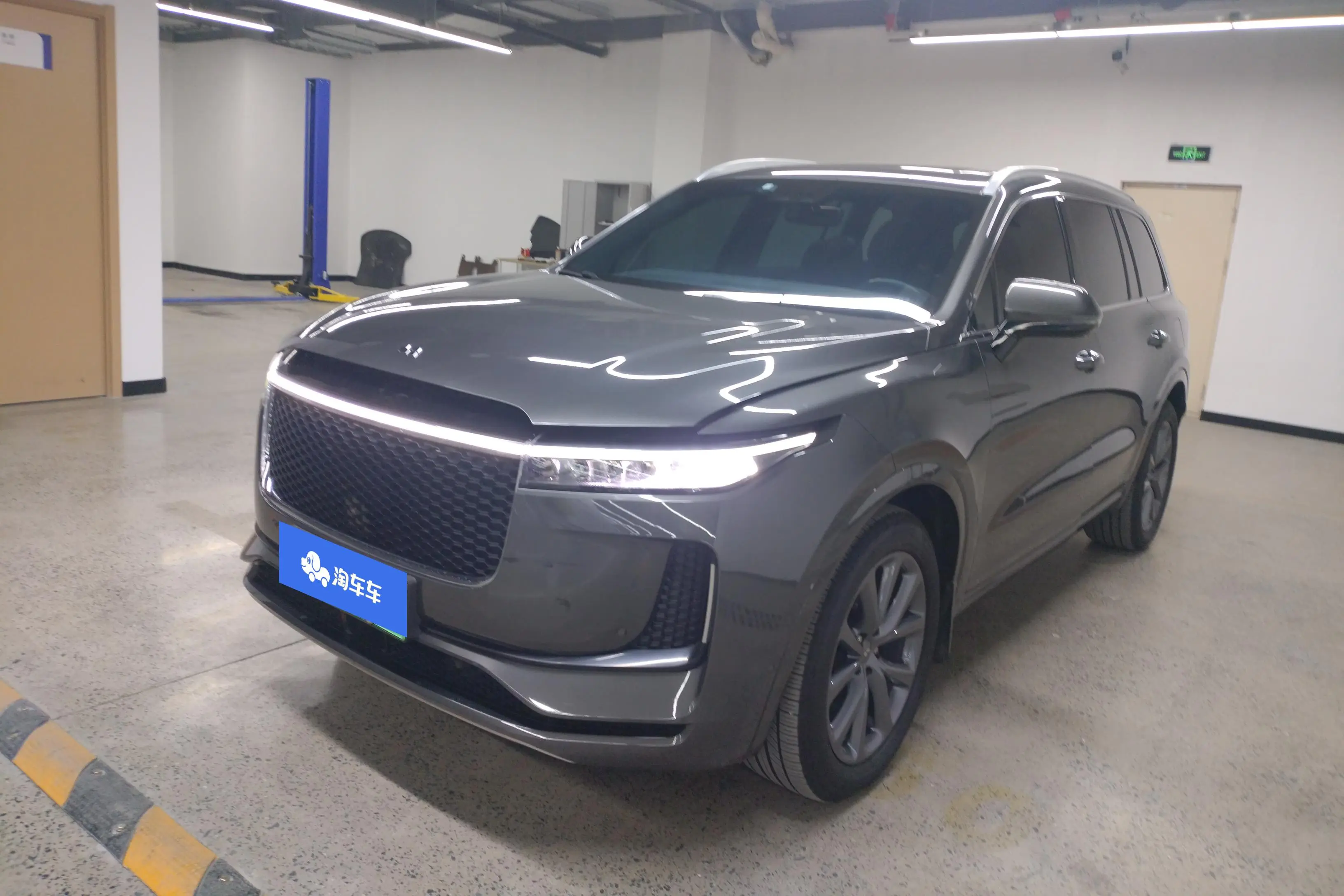 Li ONE (Ideal ONE)  из Китая