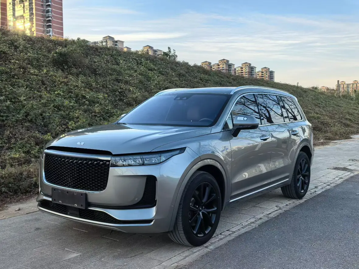 Li ONE (Ideal ONE)  из Китая