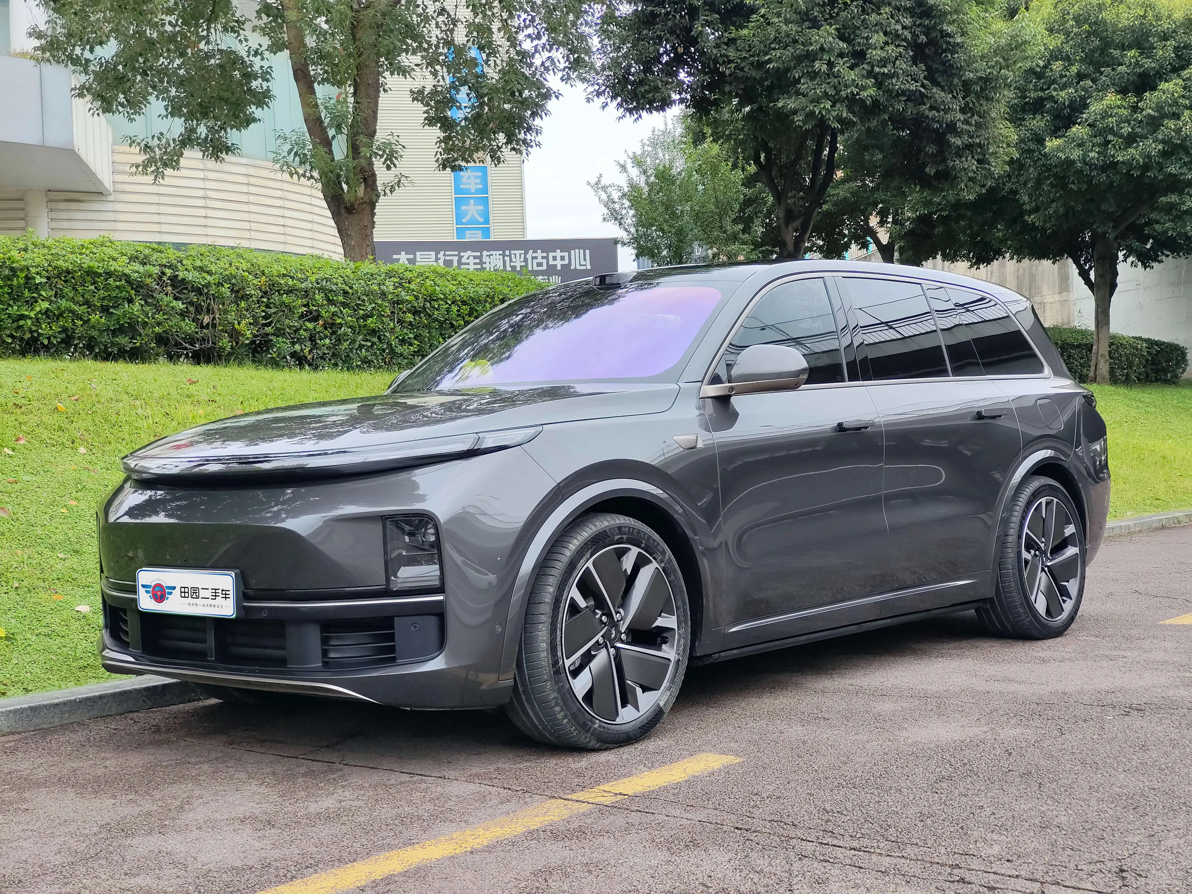 Li L9 (Ideal L9)  из Китая