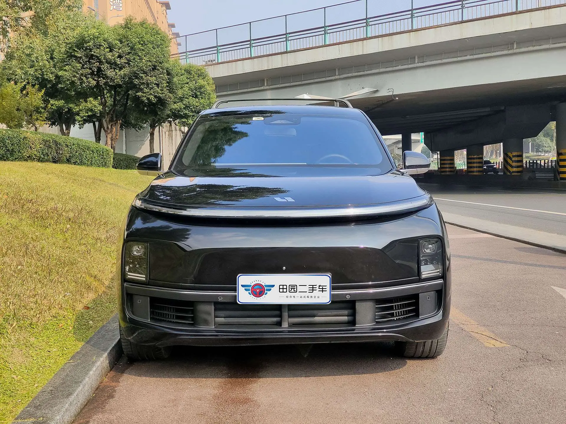 Li L8 (Ideal L8)  из Китая