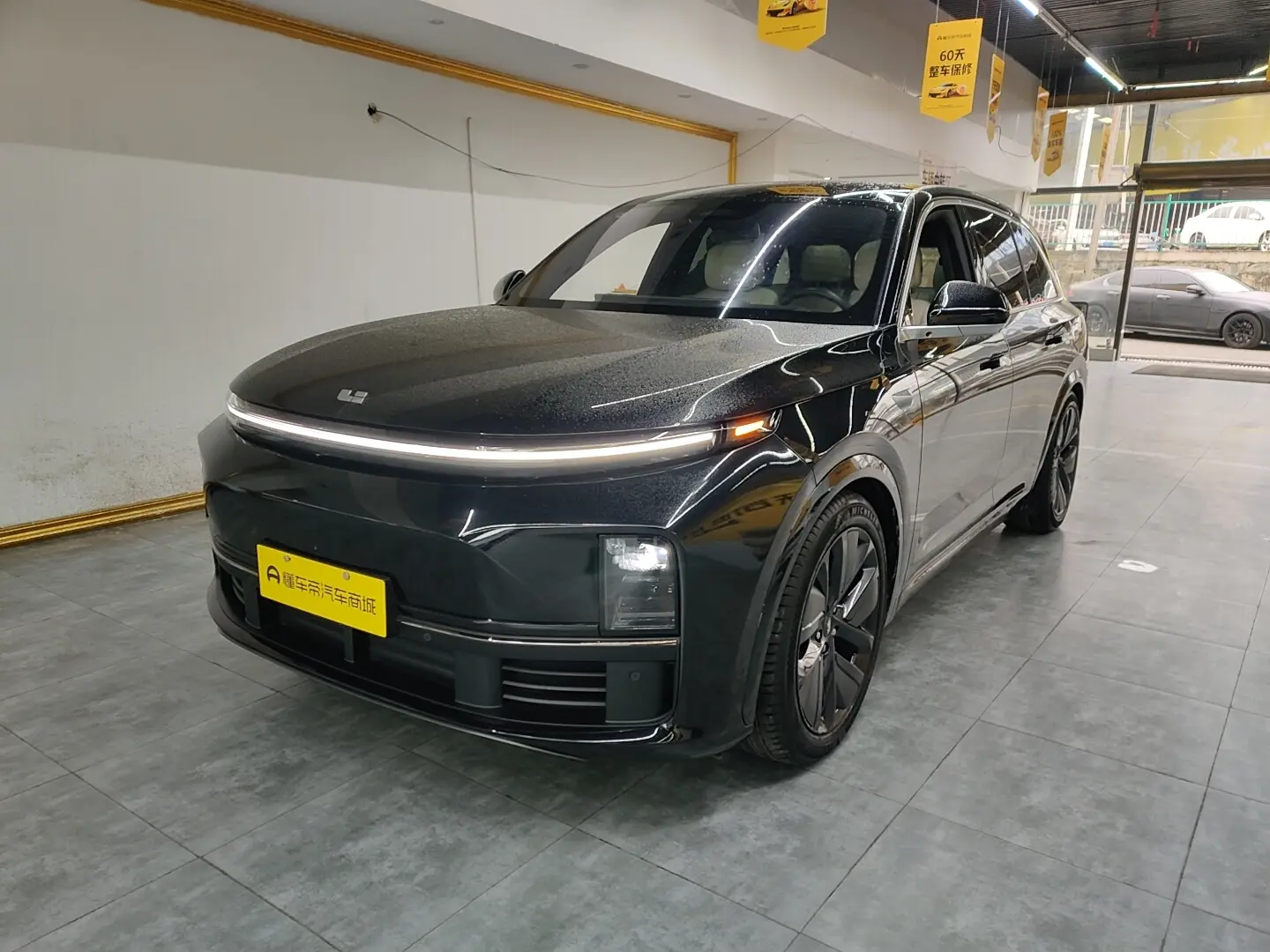 Li L7 (Ideal L7)  из Китая