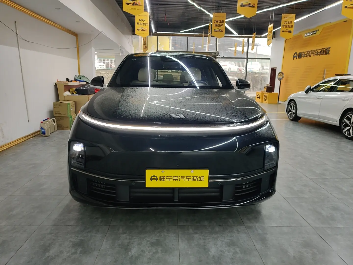 Li L7 (Ideal L7)  из Китая