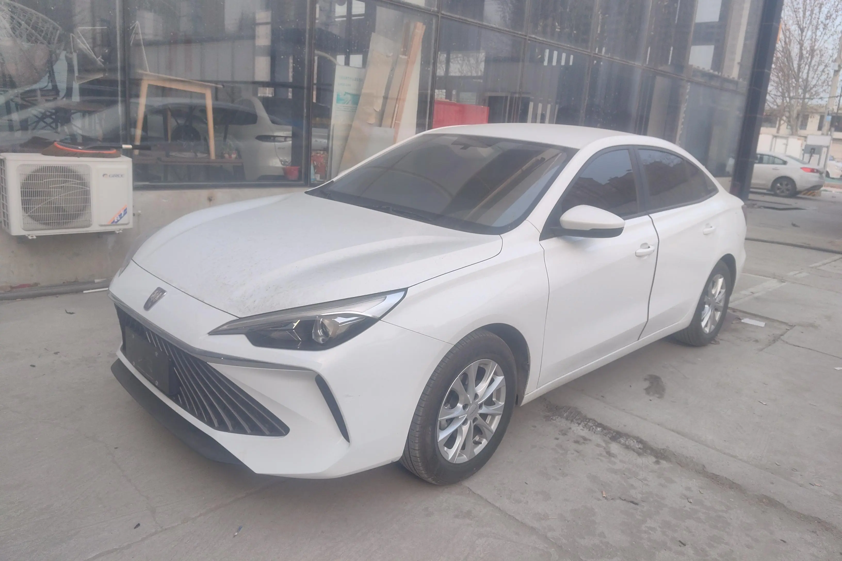 Roewe i5  из Китая