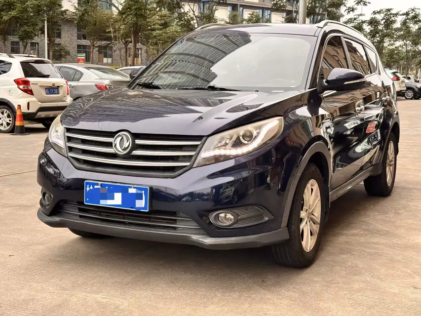 Dongfeng Fengon 580  из Китая