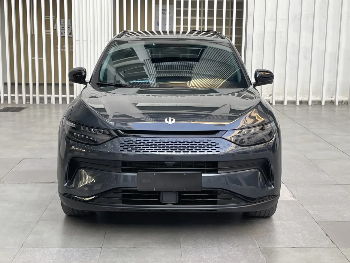 Leapmotor Zero running C11  из Китая