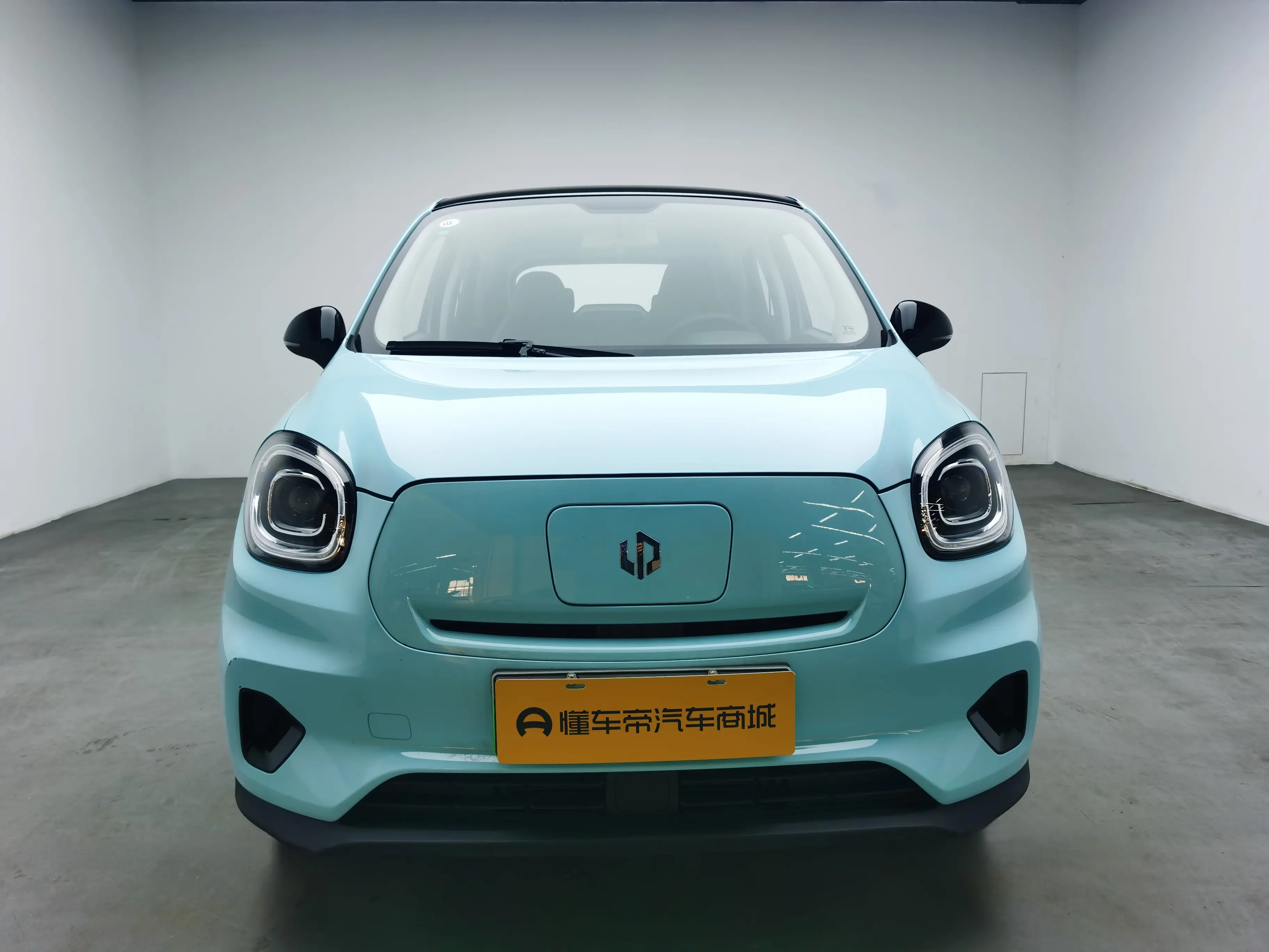 Leapmotor Zero running T03  из Китая