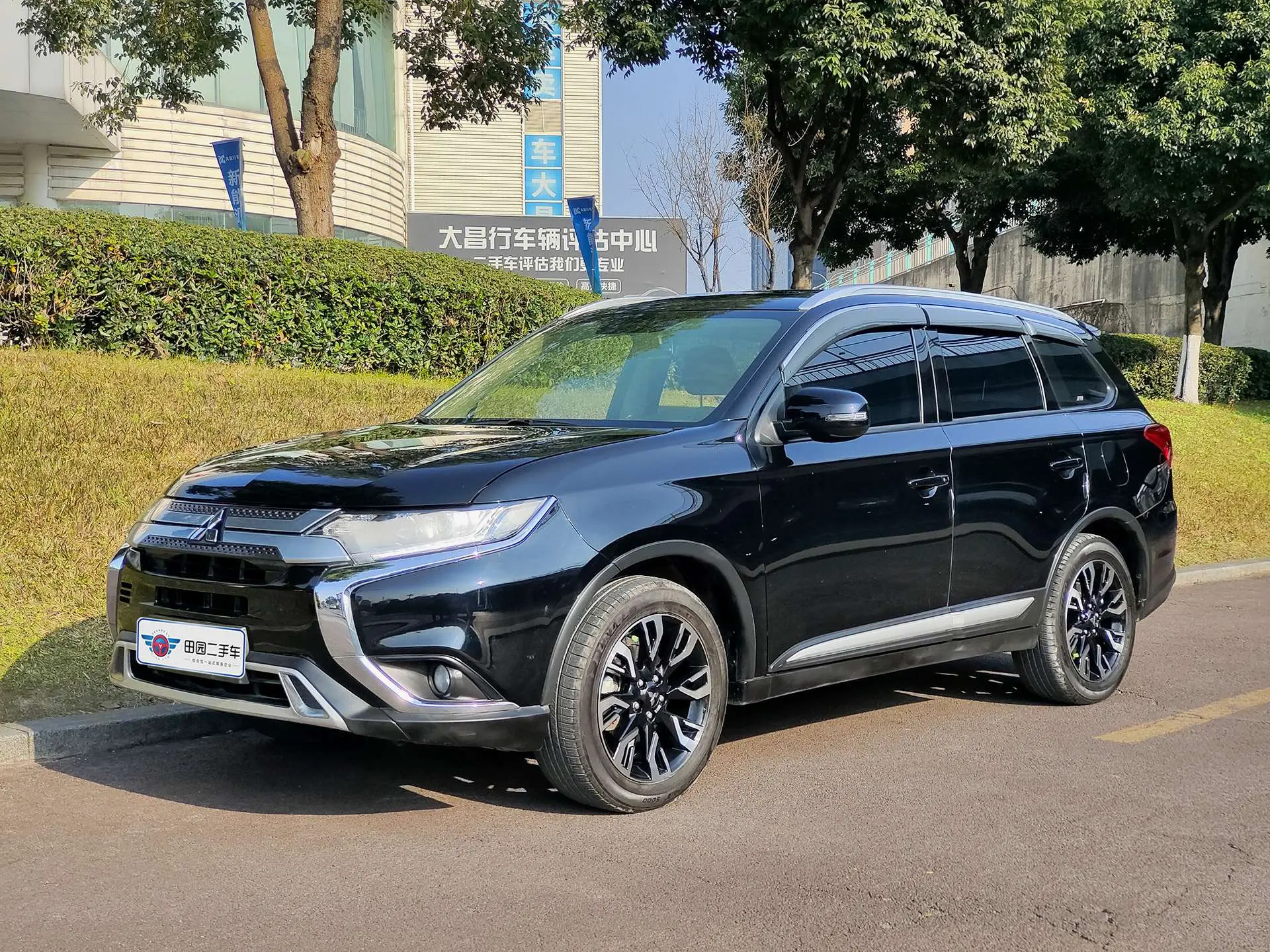Mitsubishi Outlander  из Китая