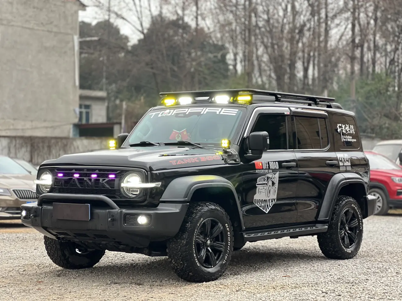 Tank 300  из Китая