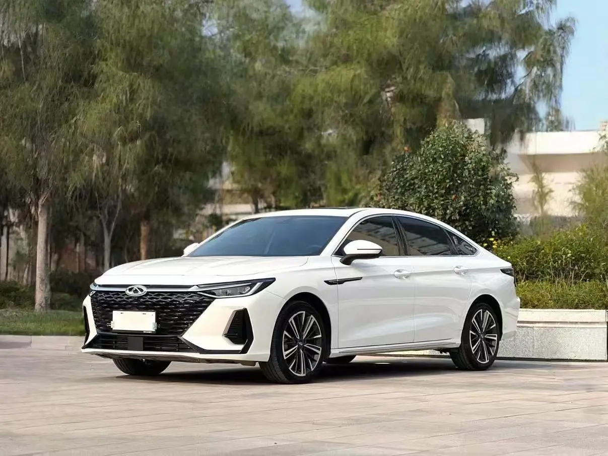 Chery Arrizo 8  из Китая