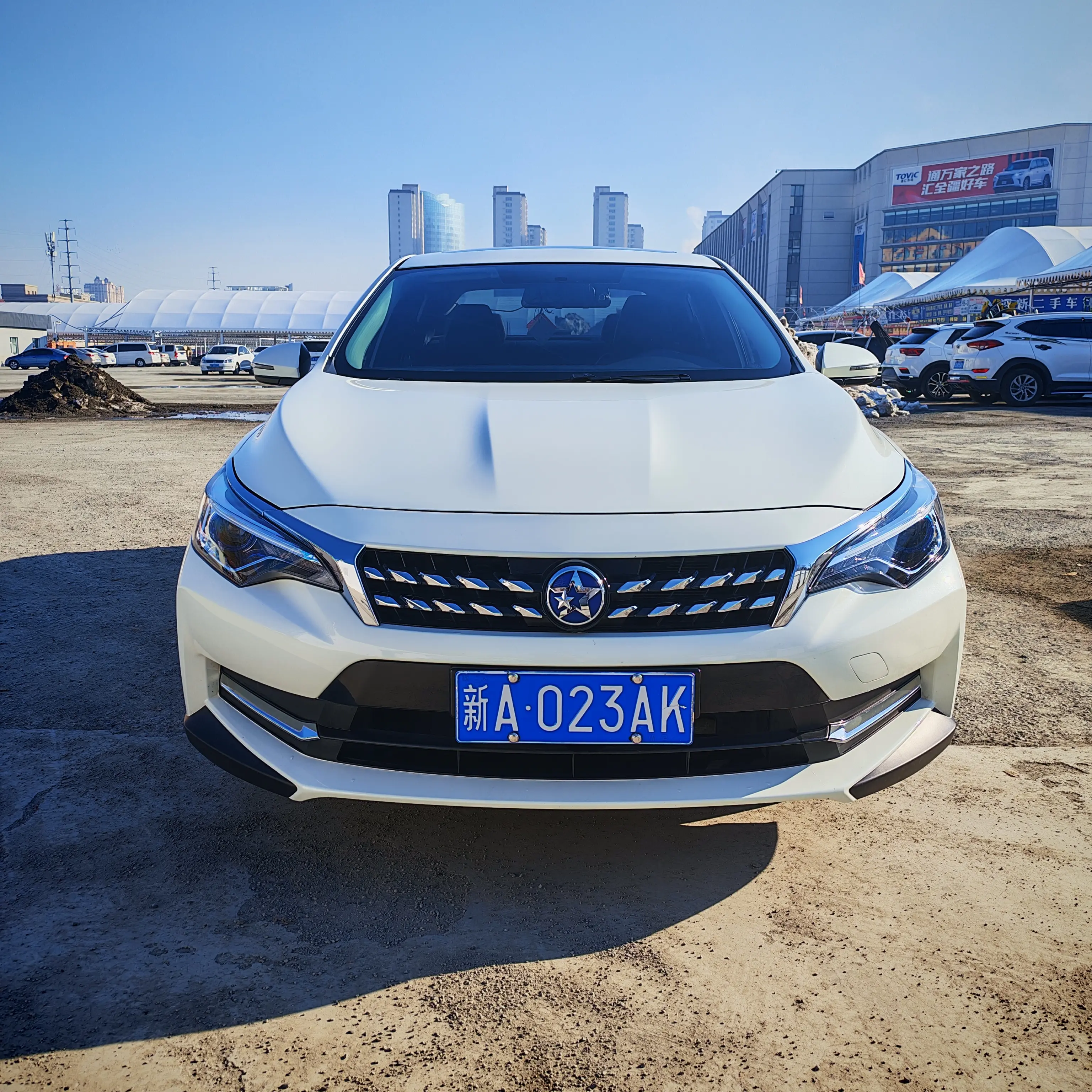 Kai Chen Venucia D60  из Китая