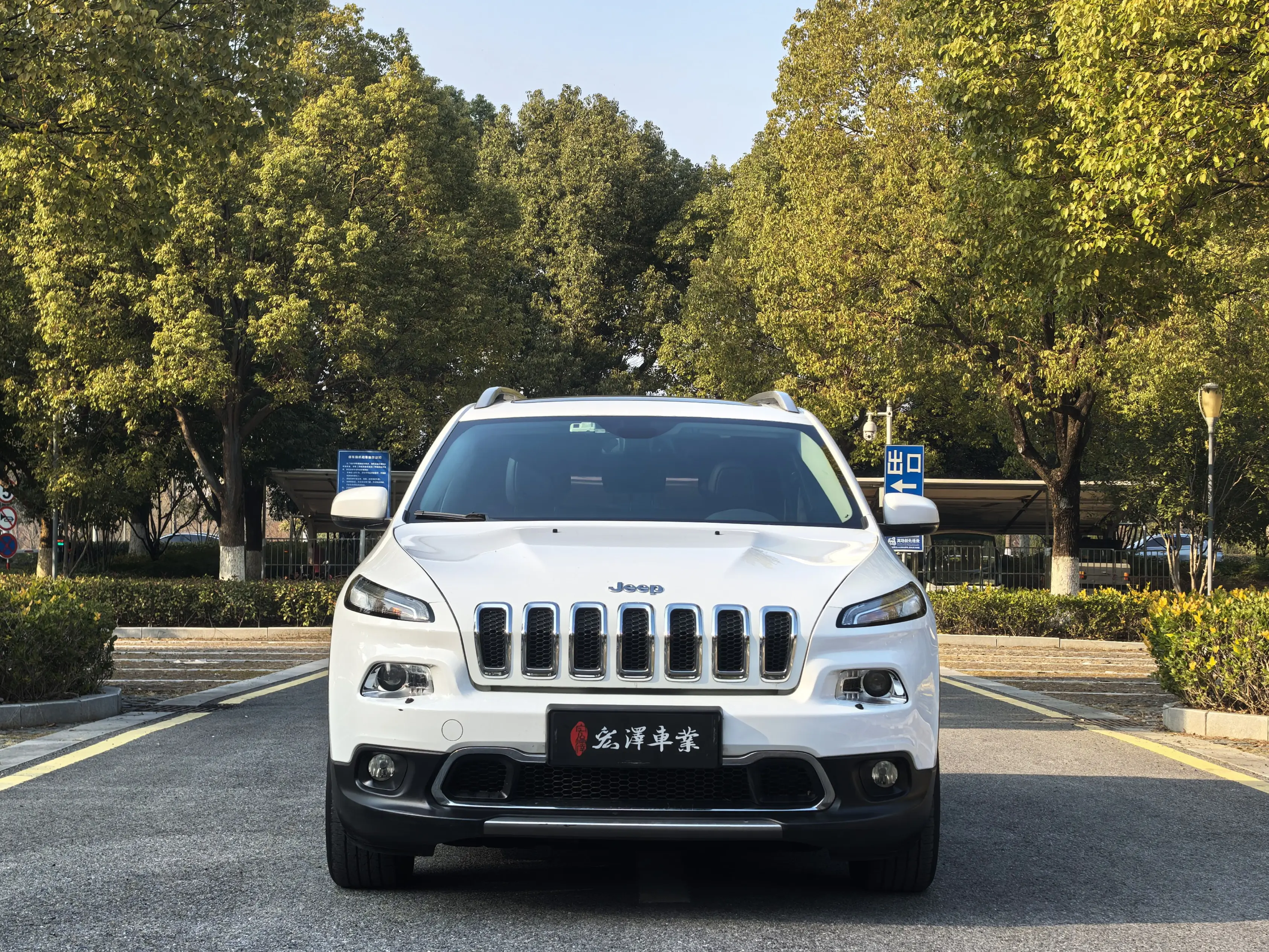 Jeep Cherokee  из Китая